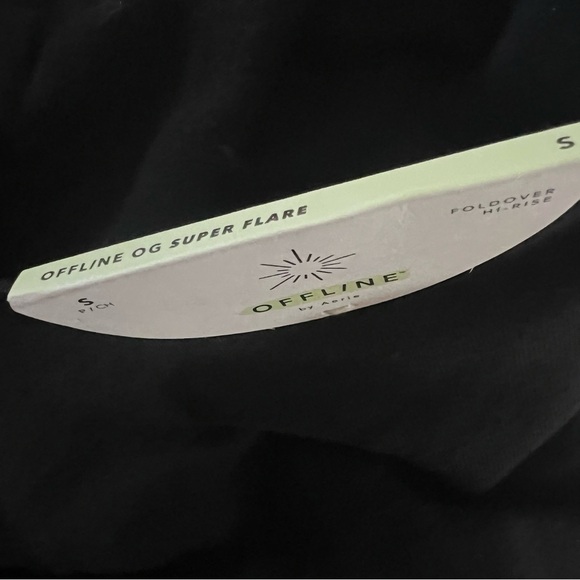 Offline by aerie OG fold over high waisted super flare leggings small black - Picture 8 of 10